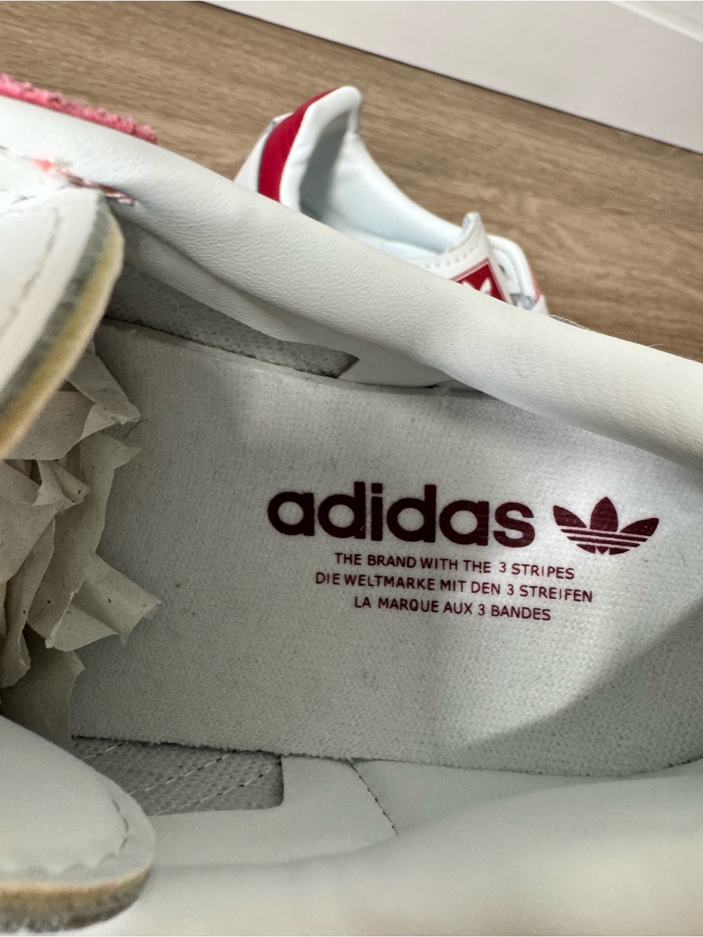 (NWT) Adidas Samba Comme des Garçons Sneakers, Red Pink & White w/ Hearts, 6.5 - Picture 5 of 8